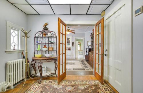 Quaint Beverly Townhome Walk to Beach and Downtown! - Photo 12