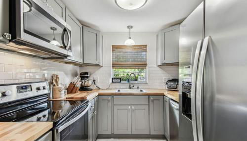 Relaxing Modern Home Sleeps 6 Pool BBQ Firepit - Foto 5, stove, dishwasher, toaster