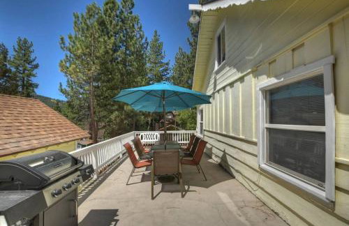Sunshine Cabin - Cozy 2-Story Getaway - Photo 52