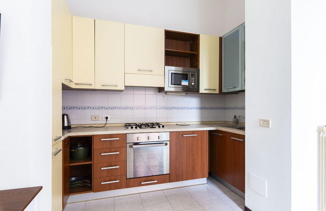 Erba 6 in Baranzate With 1 Bedrooms and 1 Bathrooms - Foto 2