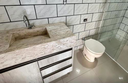 Casa Ampla em Blumenau 5 min Vila Germânica - Foto 4