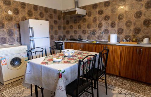 Evans House - Photo 30