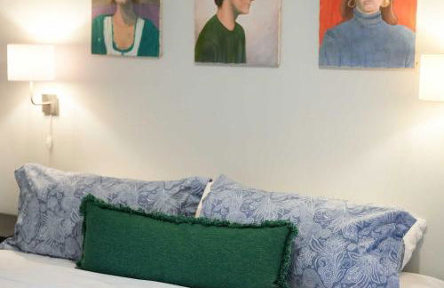 Elegant 1BR in Elizabeth with Covered Porch - Foto 22