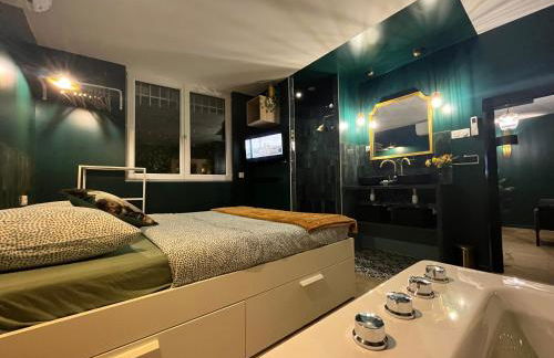 Le SPEAK EASY / JACUZZI ET SAUNA - Foto 5