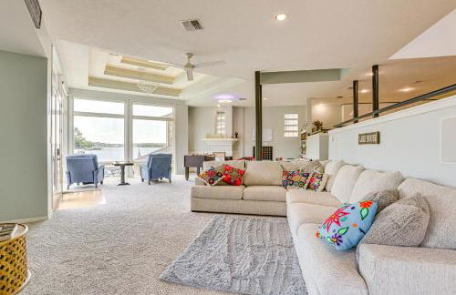 Exquisite Canal-Front Home Access to Lake Conroe! - Foto 8