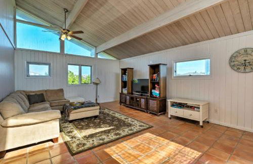 Westhampton Beach Home with Deck and Ocean Views! - Foto 9