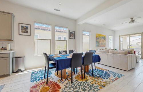 Bright desert oasis with hot tub and grill, shared pool and tennis in 55 plus community - Foto 8