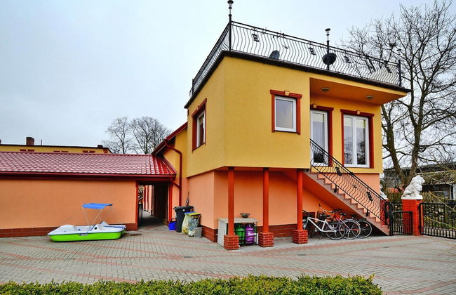 Cottage by Ostrowieckie Lake With Private Beach - Photo 31