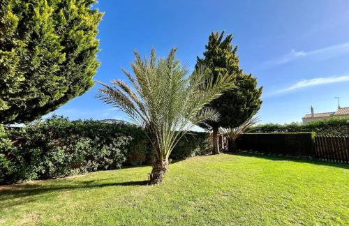 Gated Family Villa with Private Pool and Garden - Foto 10