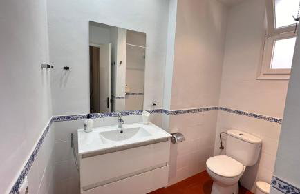 Casa con jardín a 40 metros de la playa. VR. - Foto 67