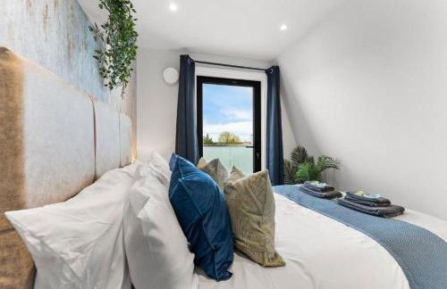 Stunning 4 Bedroom Abode in Zone 1 - Balcony - Sleeps 9 - Foto 31