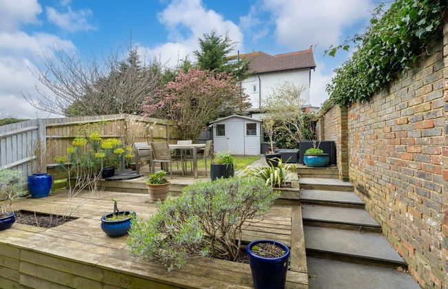 Host Stay Martlet House - Photo 9