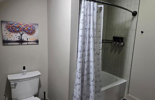 Walk to Bars and Restaurants in Fountain Square - Foto 45