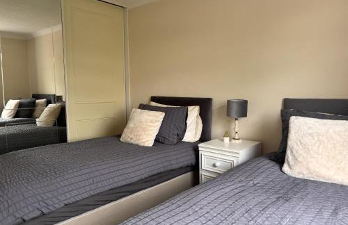 Spacious Home for Workers & Families - Quiet area - Foto 33