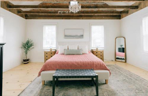 Newly Renovated Vintage Inspired Large 4 BR Home - Foto 16