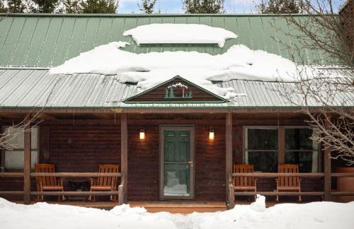 Majestic Escapes Hot Tub Firepit Deck Large Yard - Foto 29