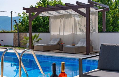 Villa Anja is a 4 bedroom villa with a 32 sqm heated pool near Imotski - Foto 42