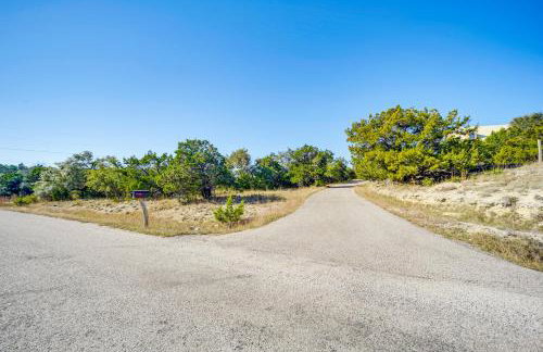 5 Mi to Dtwn Dripping Springs Cabin with Jacuzzi! - Foto 34