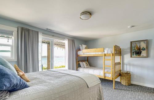 Bayfront Home with Private Beach in Poulsbo! - Foto 26