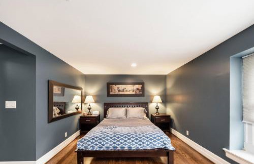 Steps to Dtwn Plymouth! Home with Dog-Friendly Yard - Foto 13