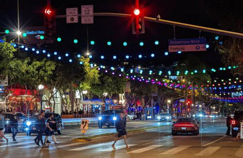 West Hollywood Gem 2-Bedroom Apartment - Foto 14