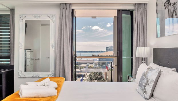 Auckland Viaduct Chic Waterfront Views - Foto 2, Habitación