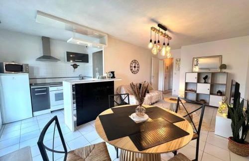 Le Montaigne - Climatisation, Parking Privé, Tramway et Airbus - Foto 16