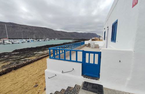 Casa La Playa con terraza a pie de la Playa - Foto 1