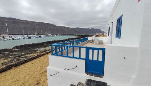 Casa La Playa con terraza a pie de la Playa - Photo 1