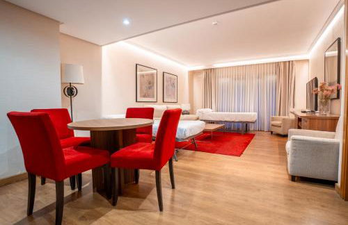 Aparto-Hotel Rosales - Photo 35