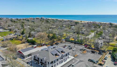 557 Route 28, Unit 201, Harwich Port Cape Cod - - TJs Tide - Foto 1