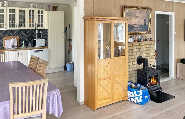 8 Person Holiday Home in Barmen - Foto 29