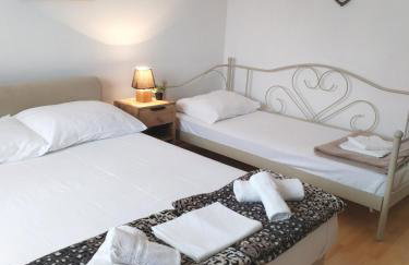 Apartments"Nika" with private pool - Foto 19