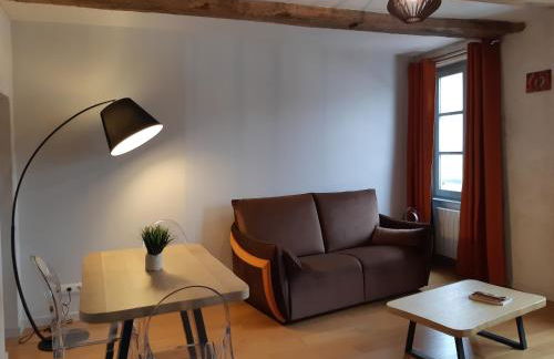 Appartement A-Mi-Chemin - Centre-ville de Tournus - Foto 6