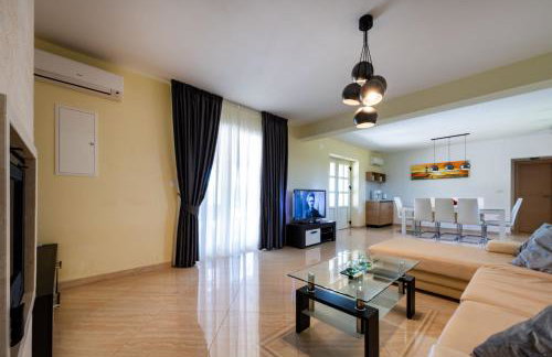 Villa Macarinka, a luxurious, private villa minutes from the beach - Foto 27