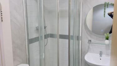 Comfy Stay - High Road Ilford - Foto 5