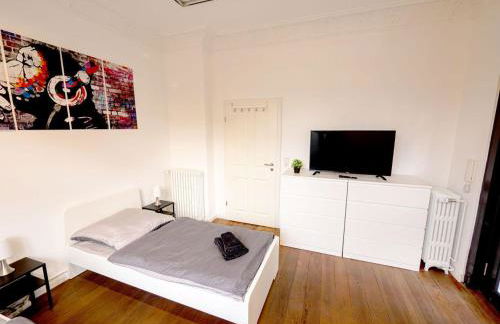 Monteurwohnung-in-Villa-8-Betten-WLAN-TV-Einbaukueche-Ahrensburg-Zentrum-Naehe-Hamburg-AGRP1201 - Foto 10