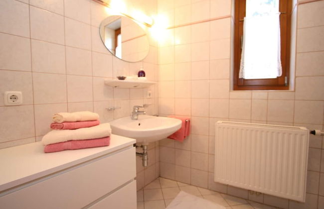 Sunlit Apartment near Ski Area in Hüttschlag - Foto 8