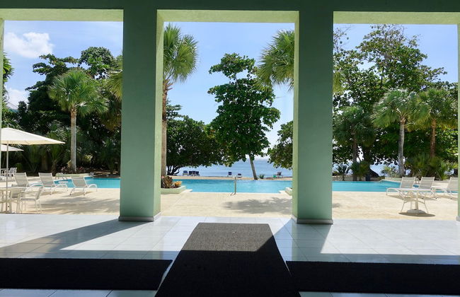 Stunning Ocean View - Photo 2