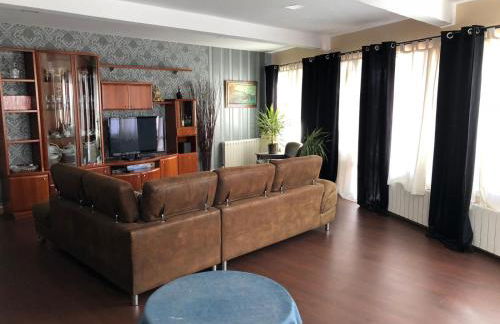 Estudios Bilbao Deusto - Foto 13