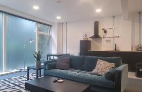 Beautiful studio near the station - Photo 2