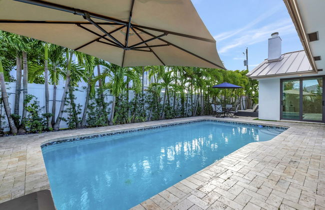 Lynora's Luxe Estate Modern Design - Foto 33