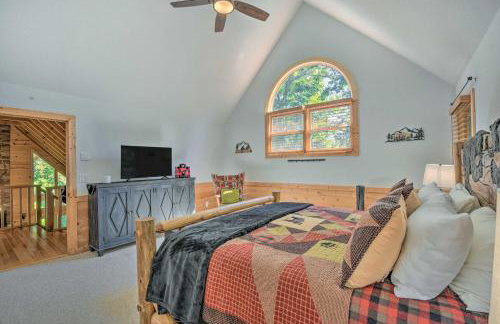 Great for Families! Lavish Hiawassee Cabin - Foto 17