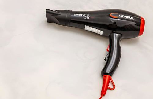 Casa para Famílias e Grupos com Ar-condicionado e Churrasqueira em Praia Grande - Foto 15