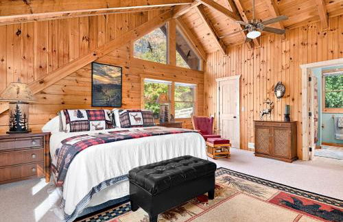 BearHavencabinfun 3 story Log Cabin Mountain View,Hot Tub, sleeps 10 - Foto 32