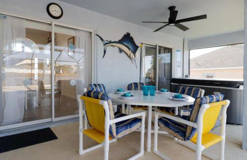 Ultimate Family Escape Near Disney - Sparkling Pool, Hot Tub & Epic Private Movie Room - Foto 48