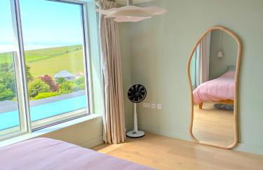 Sea View Villa with Huge Garden & Table Tennis - Foto 55