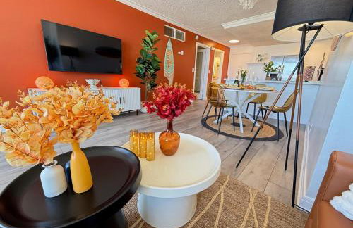 Oceanfront 2 BR w Pool & Parking 234 - Foto 8