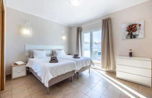 Your Villa Algarve Private pool 5 min walk to beach - Foto 3