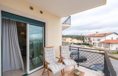 Atlantic Ocean 2BDR with Pool by LovelyStay - Foto 13